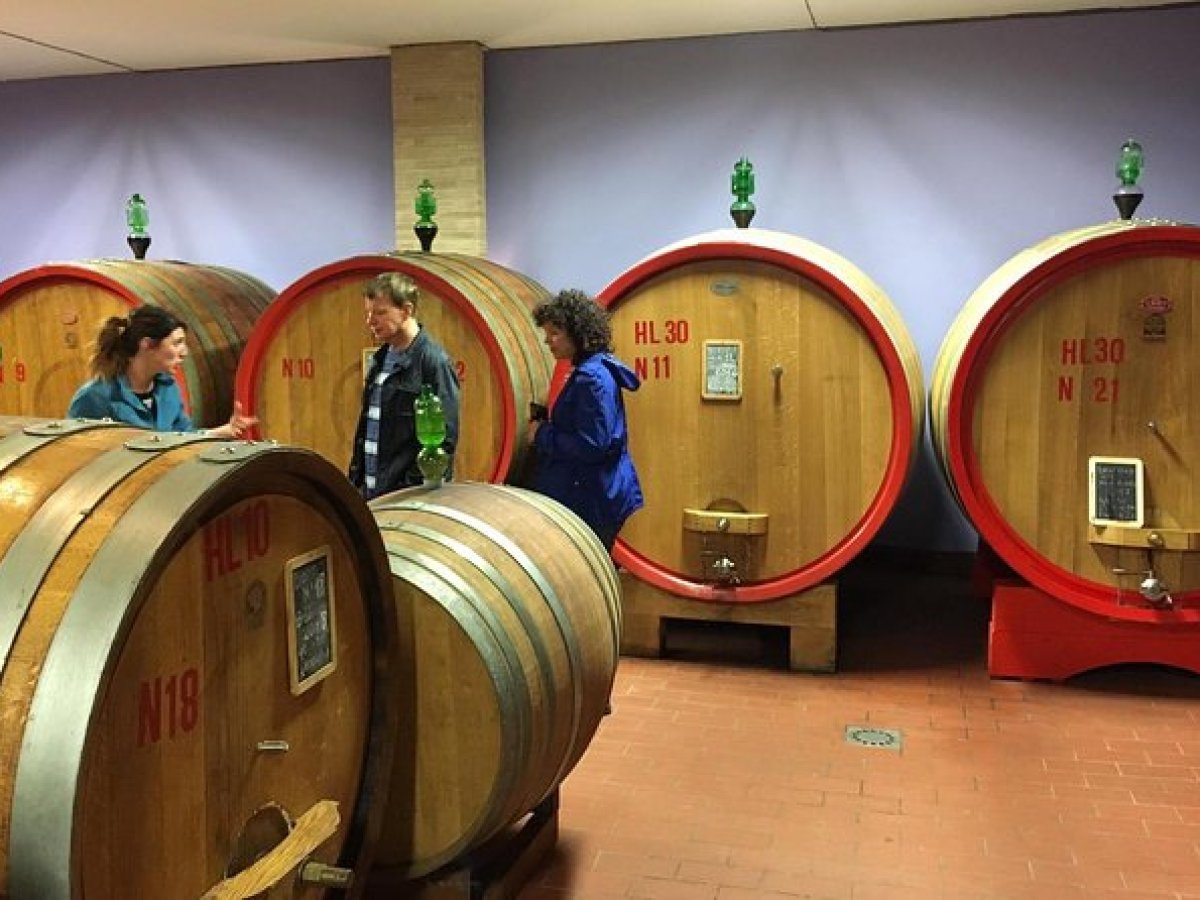 a close up of a barrel