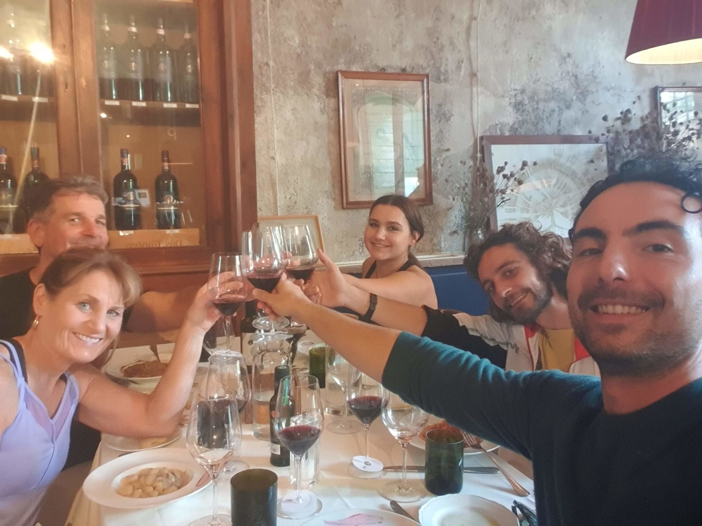 people cheering with wine on light lunch bike tour